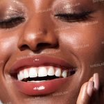 لیپ پلامپر ساده رنگ Sheglam Lip Plumper Sepia Kiss