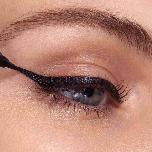 Product 142 image 1 خط چشم ماژیکی میبلین – Maybelline Hyper Easy Liquid Eyeliner – Brush Tip, Waterproof, Matte Black